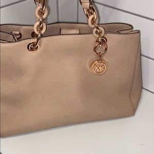 🌟 Michael KORS Handbag 👜